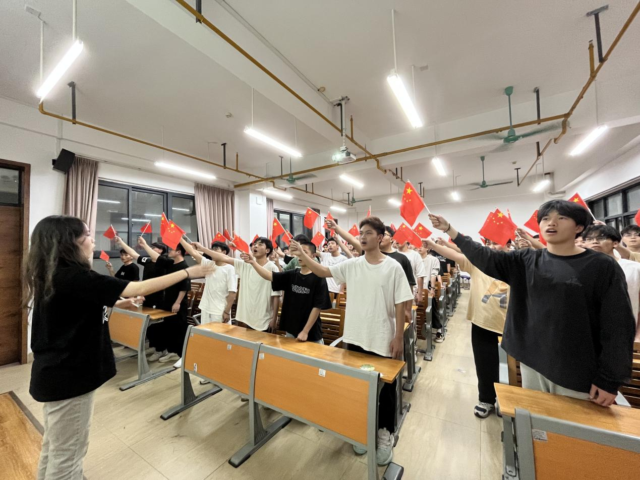 “红歌大合唱”比赛活动现场