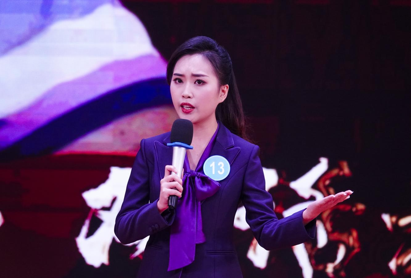 开云网页版界面·开云(中国)艺术学院学生庞筱川通过讲述为祖国站好每一岗、退役不褪色的老兵王维的故事获得佳绩